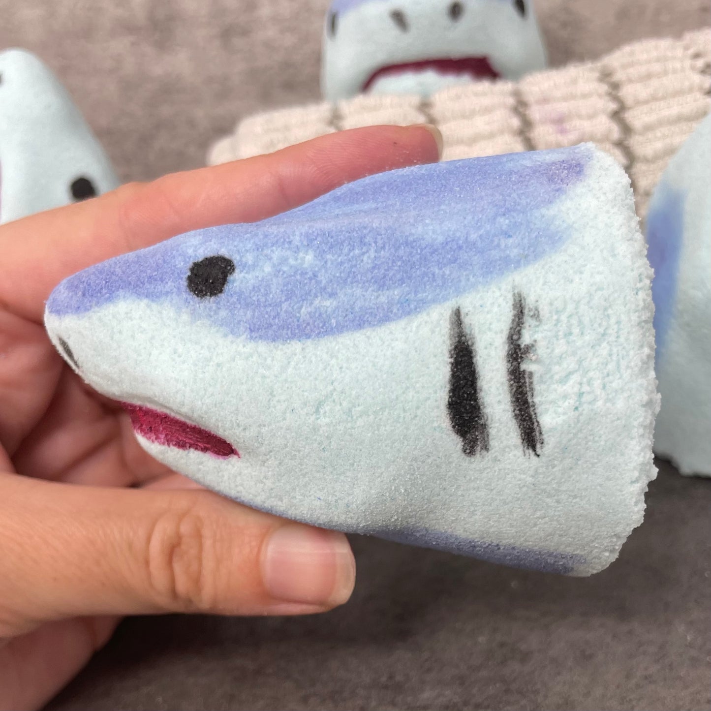 "Bleeding" Shark |  Bath Bomb