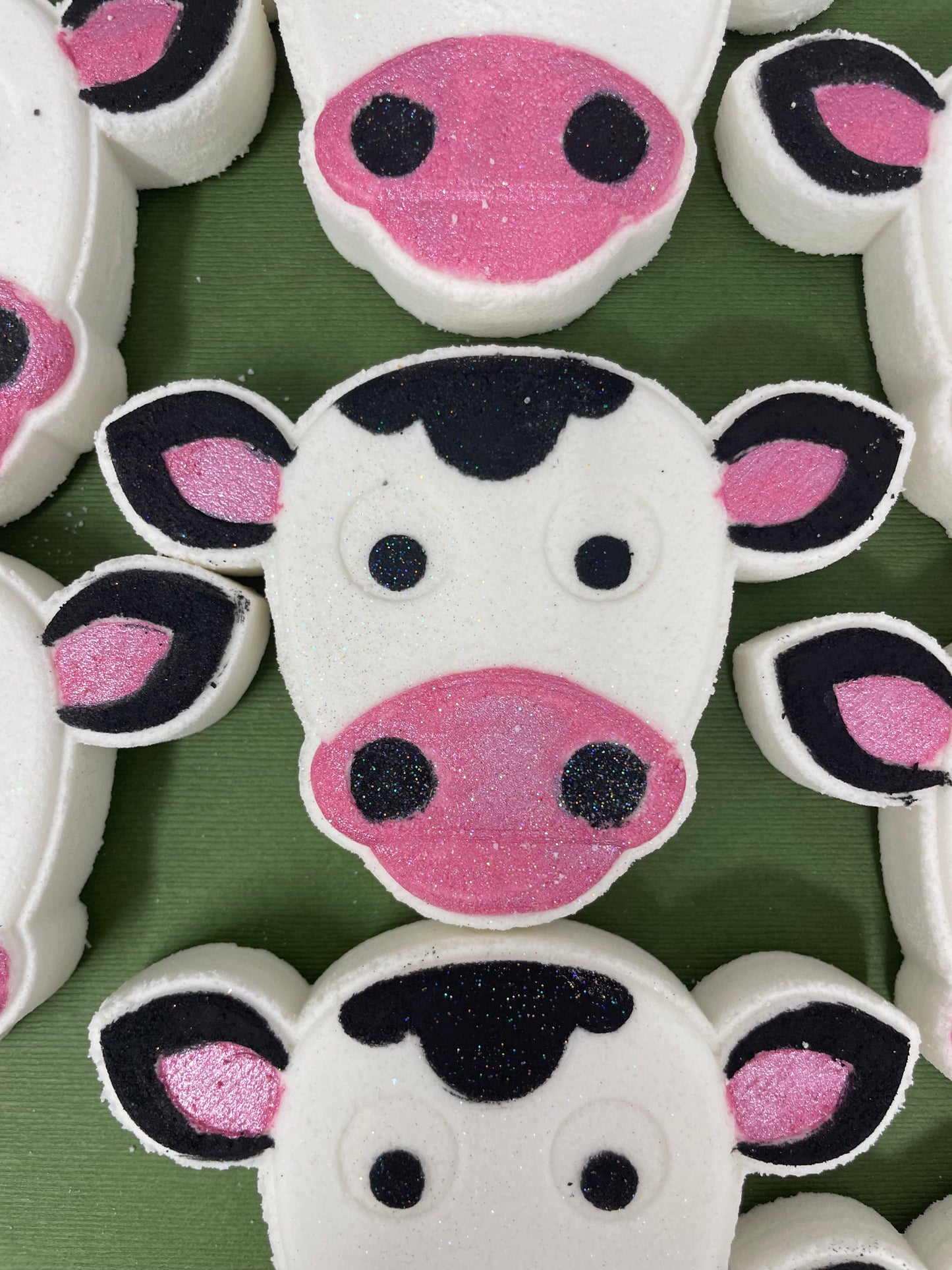 Cow | Bath Bomb